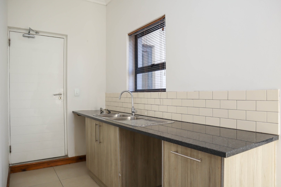 3 Bedroom Property for Sale in Croydon Western Cape